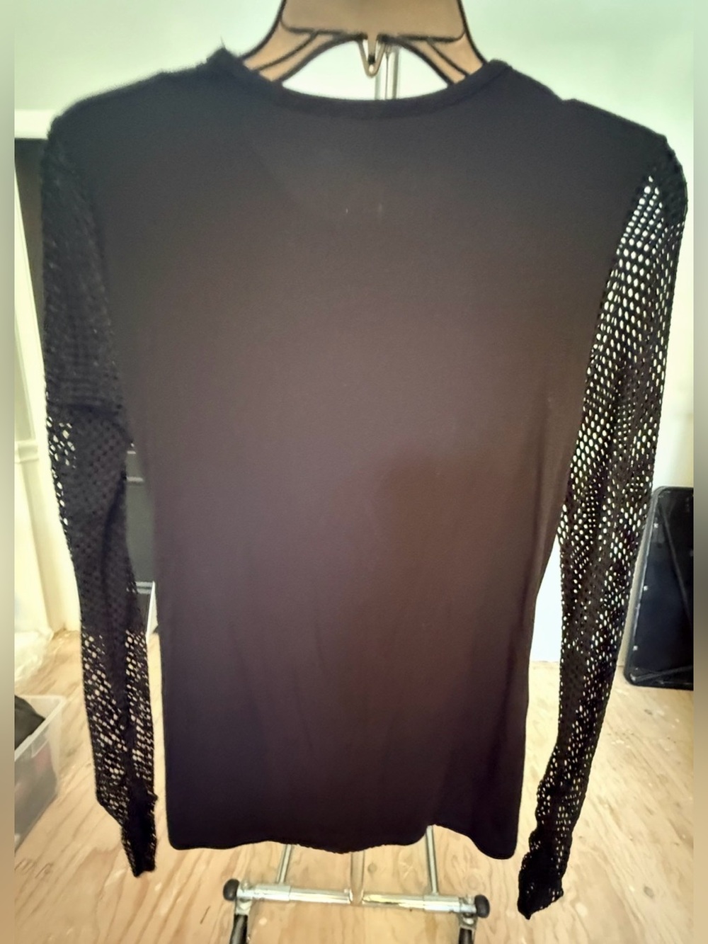Bailey 44 Black Mesh Long Sleeve Crew Top - Picture 3 of 12